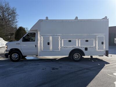 2024 Ford E-450 SD   - Photo 30 - South Weymouth, MA 02190