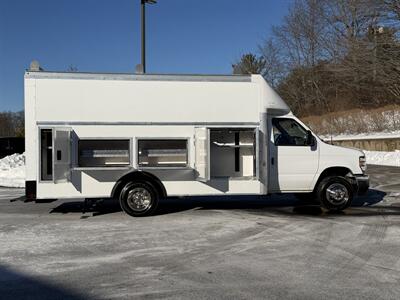 2024 Ford E-450 SD   - Photo 14 - South Weymouth, MA 02190
