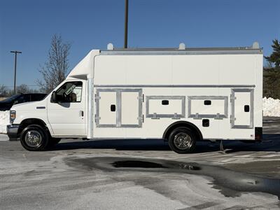 2024 Ford E-450 SD   - Photo 3 - South Weymouth, MA 02190