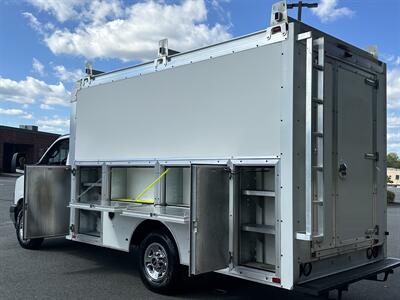 2020 GMC Savana 3500   - Photo 12 - South Weymouth, MA 02190