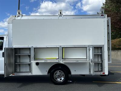 2020 GMC Savana 3500   - Photo 11 - South Weymouth, MA 02190