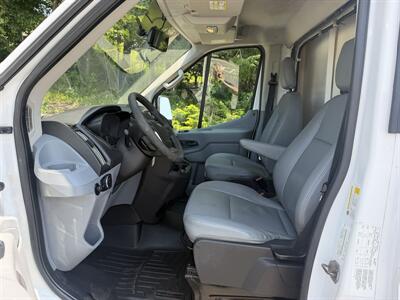 2017 Ford Transit 250 10' Box Truck Work Van - Photo 11 - South Weymouth, MA 02190