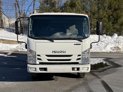 2022 Isuzu NQR   - Photo 27 - South Weymouth, MA 02190