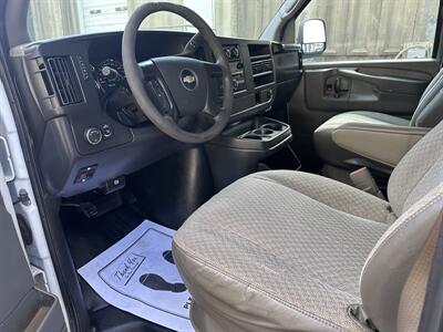 2010 Chevrolet Express 3500   - Photo 16 - South Weymouth, MA 02190
