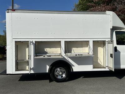 2010 Chevrolet Express 3500   - Photo 21 - South Weymouth, MA 02190