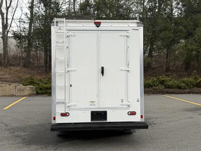 2021 GMC Savana 3500   - Photo 5 - South Weymouth, MA 02190
