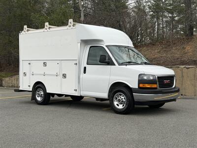 2021 GMC Savana 3500   - Photo 8 - South Weymouth, MA 02190