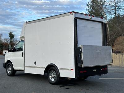 2009 Chevrolet Express 3500 10' BOX  Liftgate - Photo 5 - South Weymouth, MA 02190