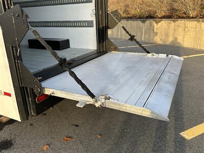 2009 Chevrolet Express 3500 10' BOX  Liftgate - Photo 13 - South Weymouth, MA 02190