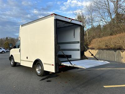 2009 Chevrolet Express 3500 10' BOX  Liftgate - Photo 12 - South Weymouth, MA 02190