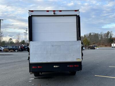 2009 Chevrolet Express 3500 10' BOX  Liftgate - Photo 6 - South Weymouth, MA 02190