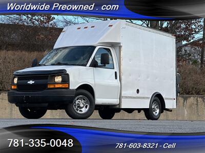 2009 Chevrolet Express 3500 10' BOX  Liftgate