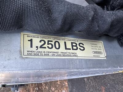 2009 Chevrolet Express 3500 10' BOX  Liftgate - Photo 17 - South Weymouth, MA 02190