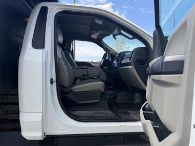 2017 Ford F-550 Super Duty   - Photo 17 - South Weymouth, MA 02190