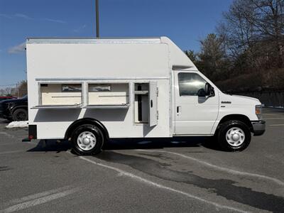 2015 Ford E-350 SD   - Photo 11 - South Weymouth, MA 02190