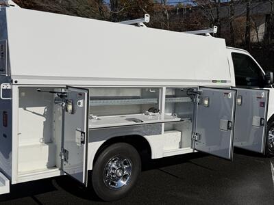 2023 Chevrolet Express 3500 - Photo 12 - South Weymouth, MA 02190