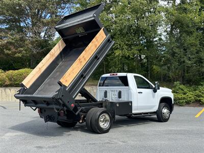 2020 Chevrolet Silverado 3500HD CC Work Truck   - Photo 14 - South Weymouth, MA 02190