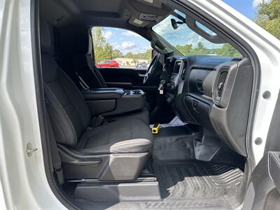 2020 Chevrolet Silverado 3500HD CC Work Truck   - Photo 18 - South Weymouth, MA 02190