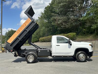 2020 Chevrolet Silverado 3500HD CC Work Truck   - Photo 15 - South Weymouth, MA 02190