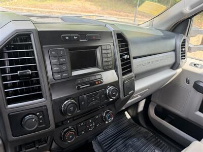 2017 Ford F-350 4x4 Dump Truck Diesel 6.7L Powerstroke   - Photo 18 - South Weymouth, MA 02190