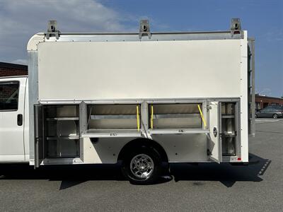 2017 Chevrolet Express 3500 - Photo 23 - South Weymouth, MA 02190