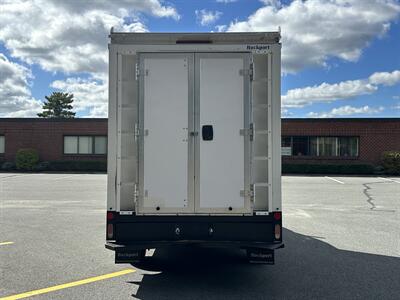2017 Chevrolet Express 3500   - Photo 30 - South Weymouth, MA 02190