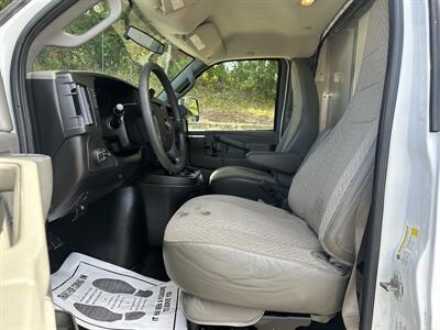 2017 Chevrolet Express 3500   - Photo 15 - South Weymouth, MA 02190