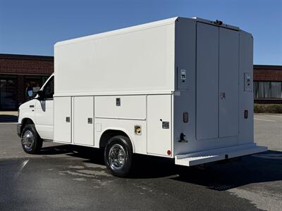 2018 Ford E-350 SD   - Photo 3 - South Weymouth, MA 02190