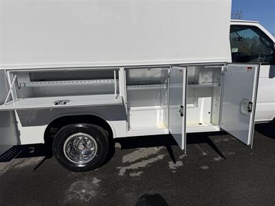 2018 Ford E-350 SD   - Photo 13 - South Weymouth, MA 02190