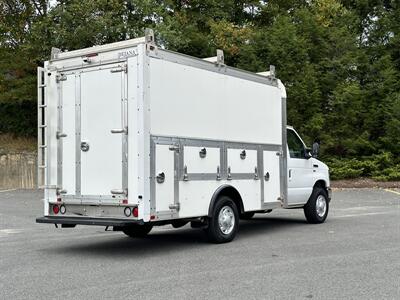 2018 Ford E-350 SD   - Photo 5 - South Weymouth, MA 02190