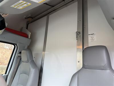 2014 Ford E450 14' UTILITY   - Photo 18 - South Weymouth, MA 02190