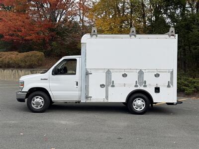 2017 Ford E-350 10' Utility Service Van E350   - Photo 3 - South Weymouth, MA 02190