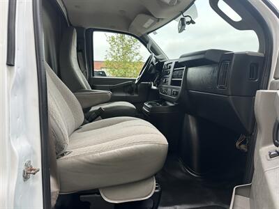 2018 GMC Savana 3500   - Photo 17 - South Weymouth, MA 02190