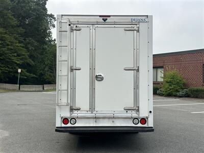 2018 GMC Savana 3500   - Photo 5 - South Weymouth, MA 02190