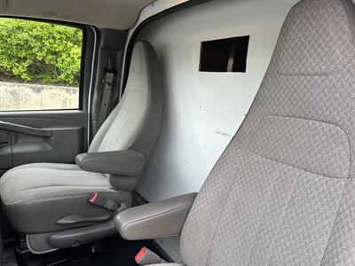 2018 GMC Savana 3500   - Photo 24 - South Weymouth, MA 02190