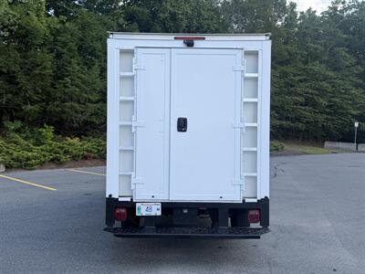 2019 Ford Transit 350 12' Box Truck 350 - Photo 7 - South Weymouth, MA 02190