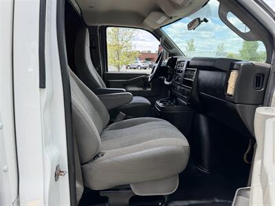 2016 Chevrolet Express Box Truck 4500   - Photo 15 - South Weymouth, MA 02190