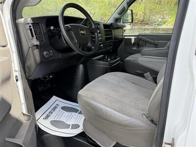 2016 Chevrolet Express Box Truck 4500   - Photo 16 - South Weymouth, MA 02190