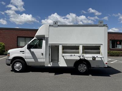 2015 Ford E-350 Utility Service Body 10' Body   - Photo 11 - South Weymouth, MA 02190