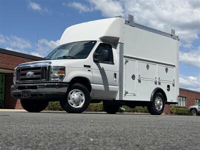 2015 Ford E-350 Utility Service Body 10' Body   - Photo 2 - South Weymouth, MA 02190