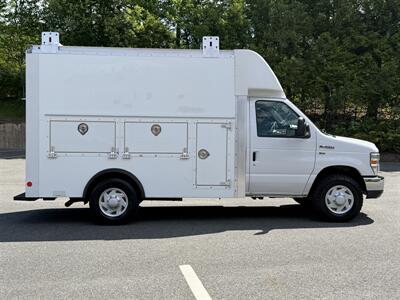 2015 Ford E-350 Utility Service Body 10' Body   - Photo 7 - South Weymouth, MA 02190