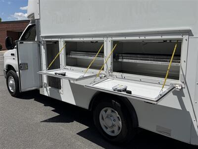 2015 Ford E-350 Utility Service Body 10' Body   - Photo 12 - South Weymouth, MA 02190