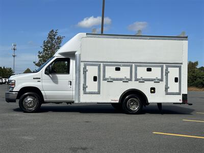 2017 Ford E350 E-350 SD   - Photo 3 - South Weymouth, MA 02190