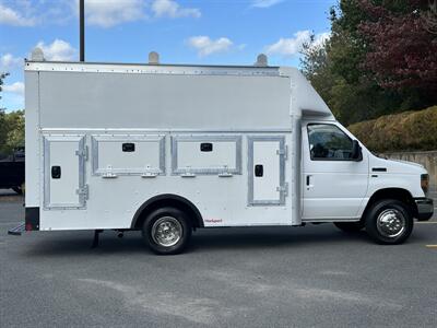 2017 Ford E350 E-350 SD   - Photo 7 - South Weymouth, MA 02190