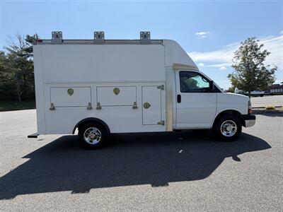 2011 Chevrolet Express 10' Utility Service Van 3500 - Photo 19 - South Weymouth, MA 02190