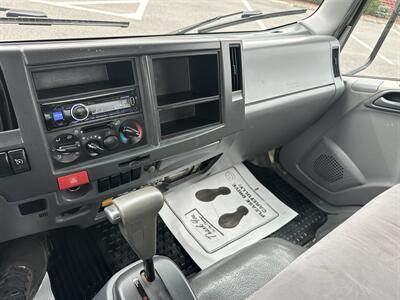 2015 Isuzu NPR HD 14' Box   - Photo 20 - South Weymouth, MA 02190