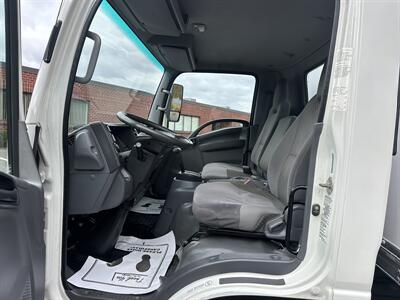 2015 Isuzu NPR HD 14' Box   - Photo 13 - South Weymouth, MA 02190