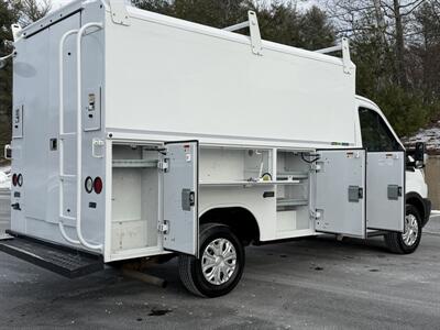 2016 Ford Transit 250   - Photo 22 - South Weymouth, MA 02190