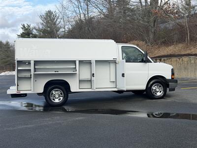 2018 Chevrolet Express 3500   - Photo 11 - South Weymouth, MA 02190