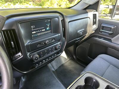 2020 Chevrolet Siverado 5500HD   - Photo 16 - South Weymouth, MA 02190